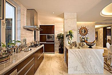 微软走过半个世纪：老外开箱Surface Laptop 50周年纪念版