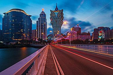 《Hyper Light Breaker》EA发售日期预告 深夏发售